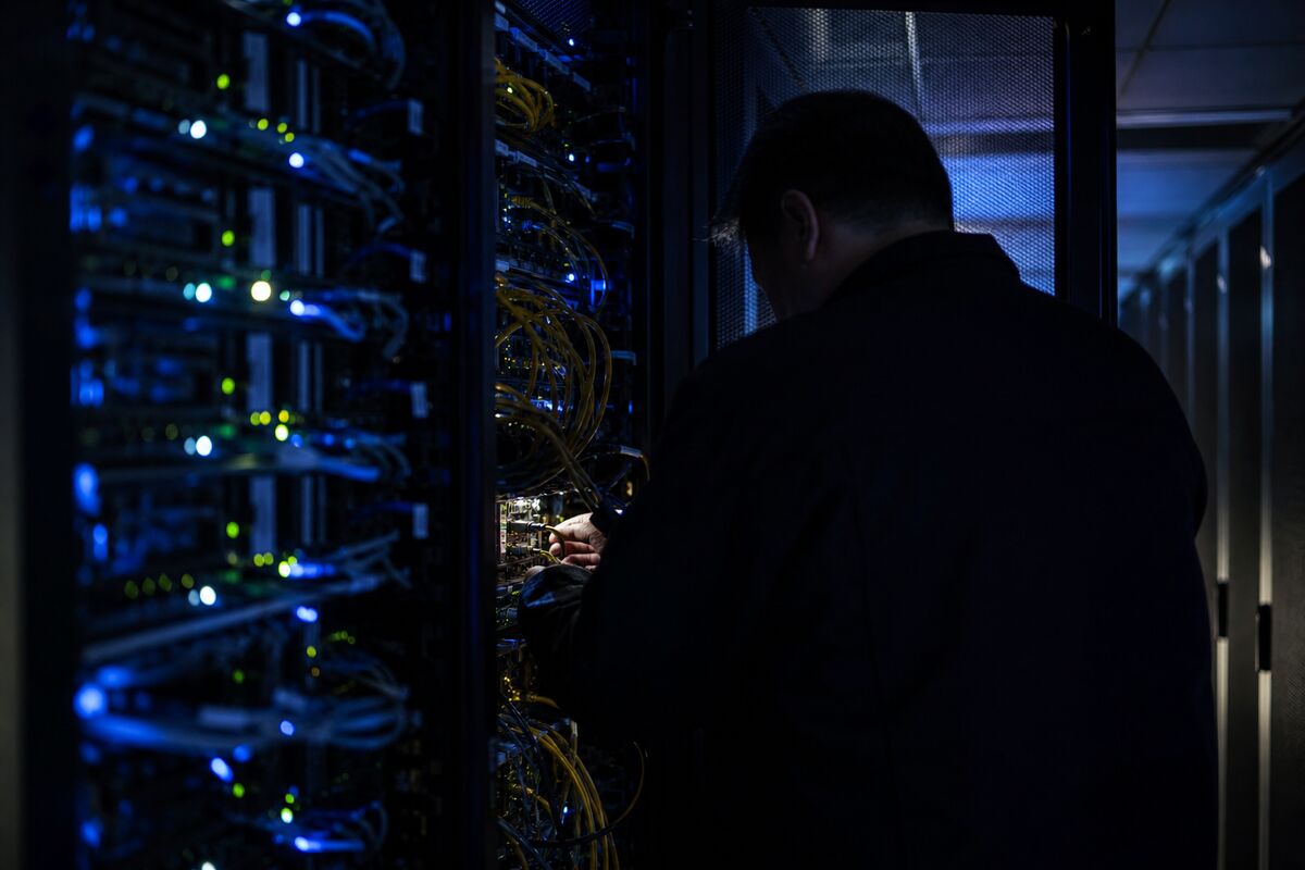 Trump Media & Technology Group's Merger Update: Implications for Investors