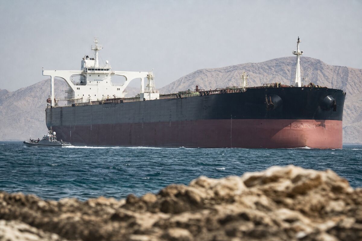 Hormuz Tanker Attacks Put Fresh Risk Premium on Oil and Energy Stocks
